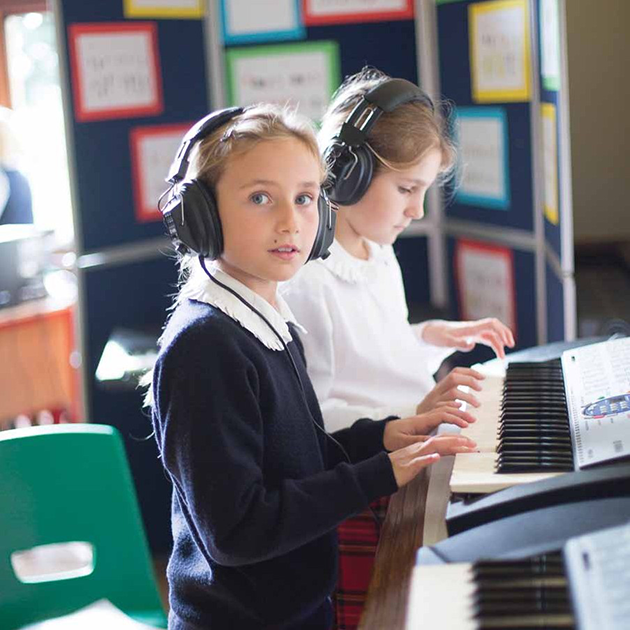 TOP10Ӣ����ѧ�Ƽ�����ʥ����ѧУ