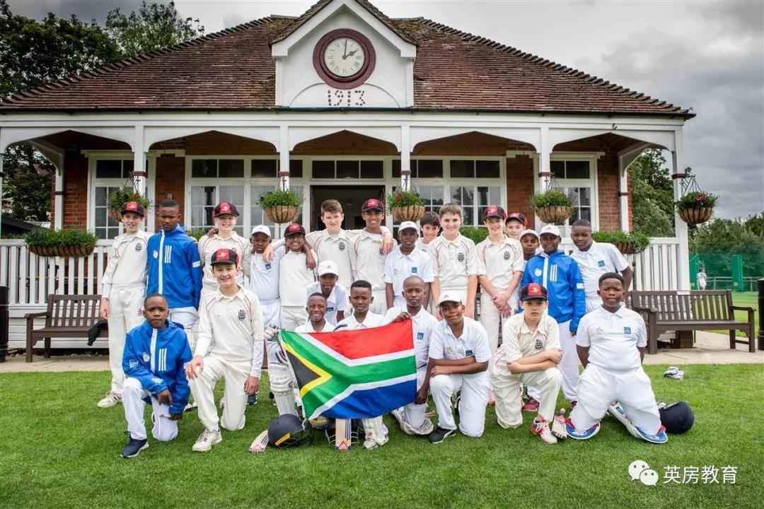 TOP10Ӣ����Сѧ�Ƽ�حĪ����ѧԺѧУ