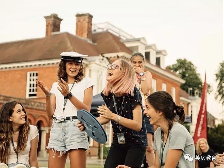 TOP10Ӣ����ѧ�Ƽ�حŮ�桰���ٹ�ѧ��